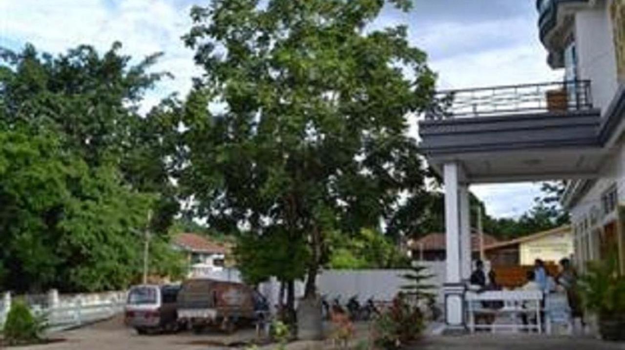 Ever Green Hotel Hsipaw Esterno foto